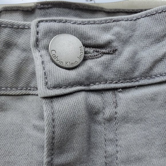 𝅺Calvin Klein Jeans size w31 light grey denim jean shorts - Picture 5 of 11